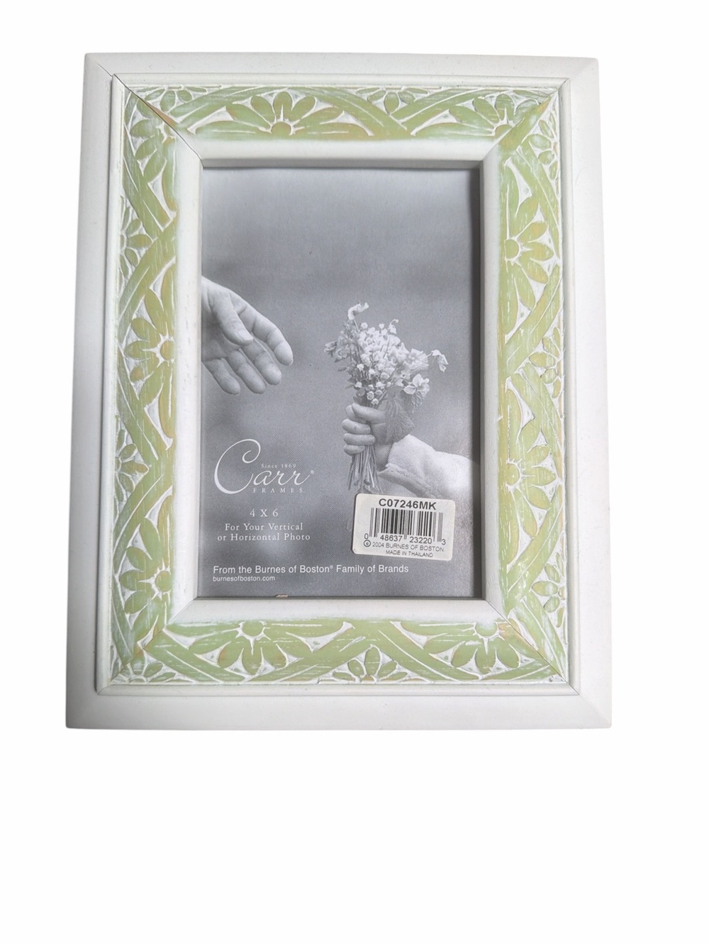 4x6 White and Light Green Carved Photo Frame